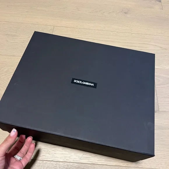 Dolce and Gabbana set - Picture 3 of 11